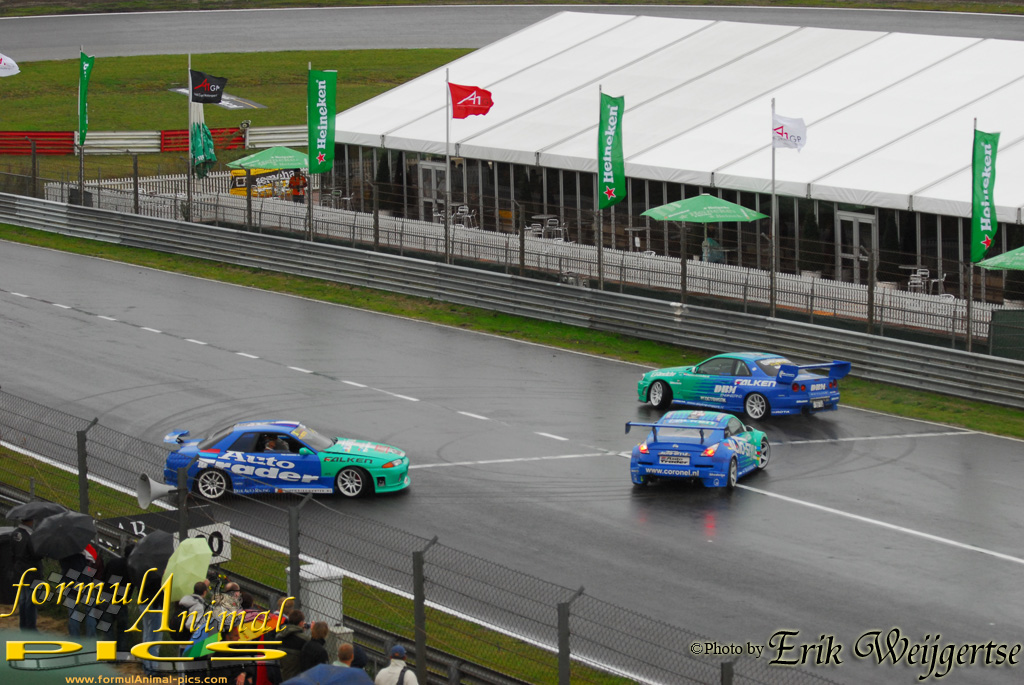 1002x662 pixels (307K)