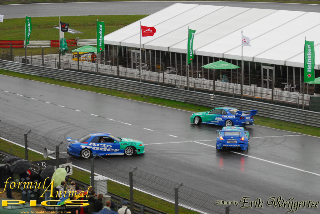 1002x662 pixels (306K)