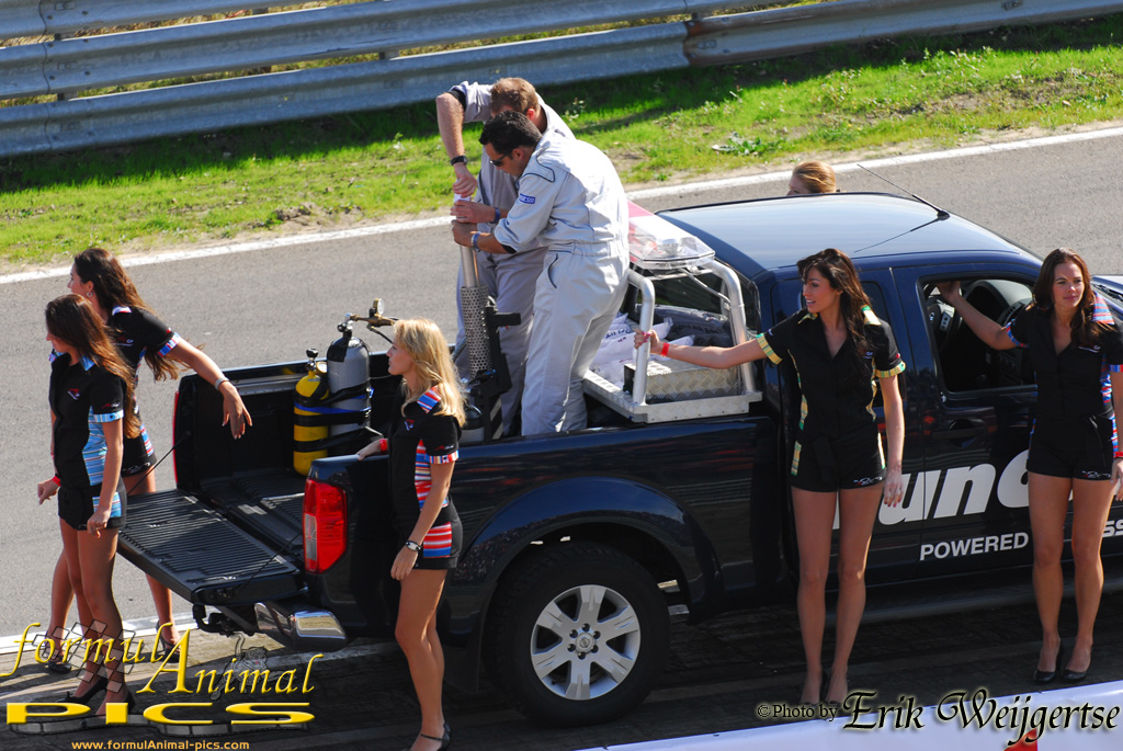 1002x662 pixels (351K)