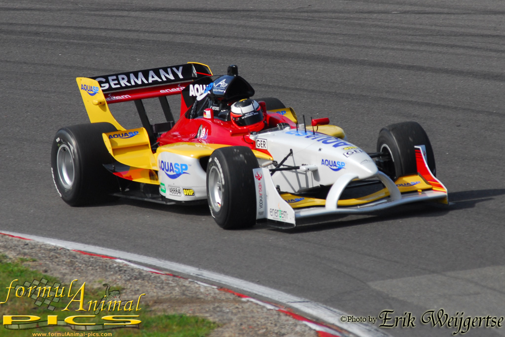 1002x662 pixels (277K)