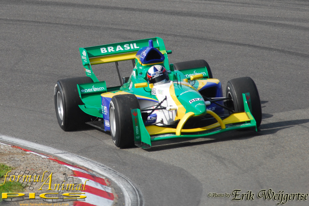 1002x662 pixels (300K)