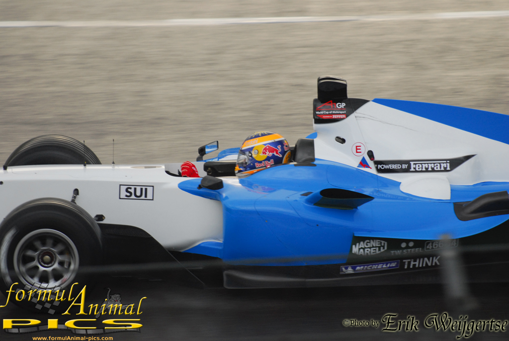 1002x662 pixels (439K)