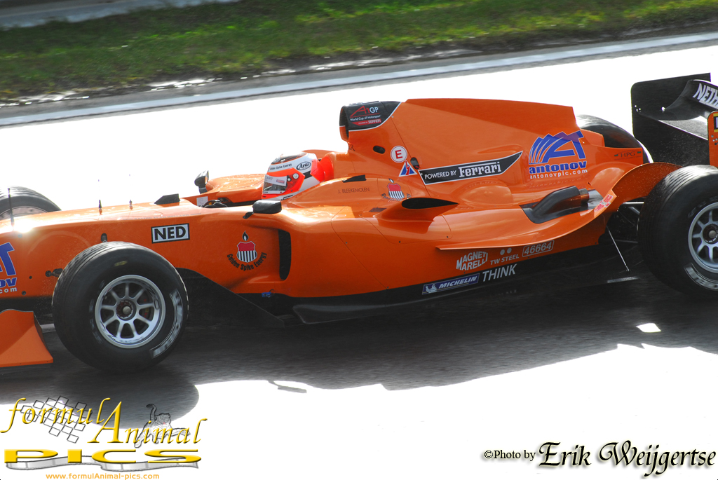 1002x662 pixels (471K)