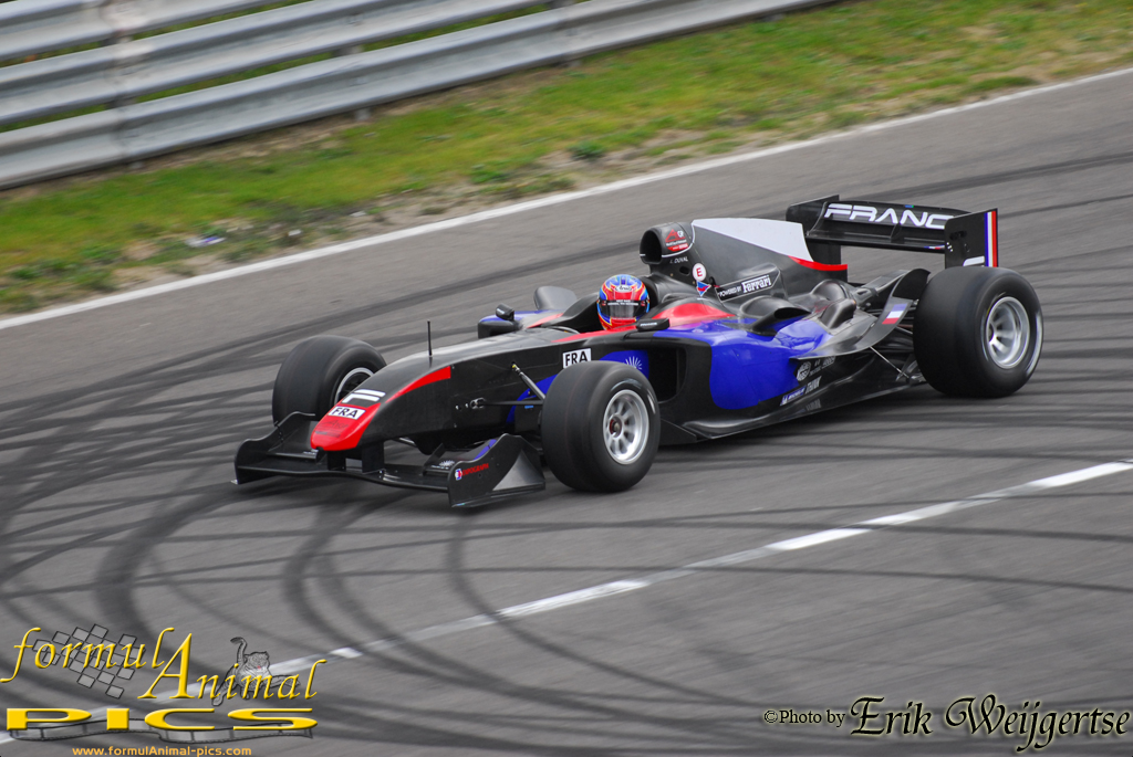 1002x662 pixels (492K)