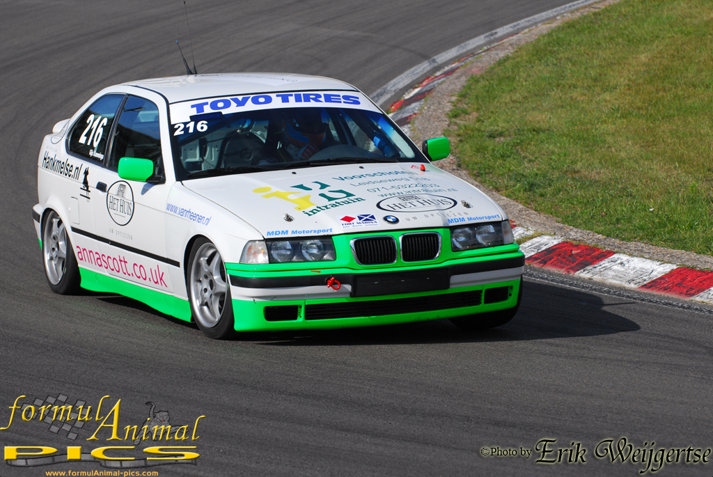 1002x662 pixels (656K)