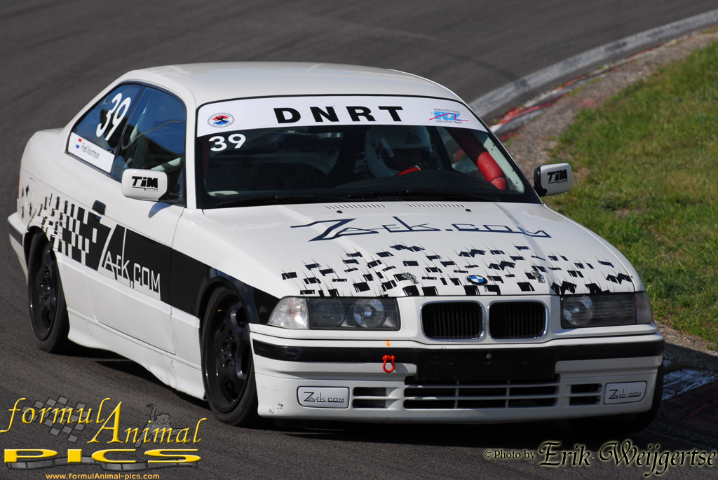 1002x662 pixels (532K)