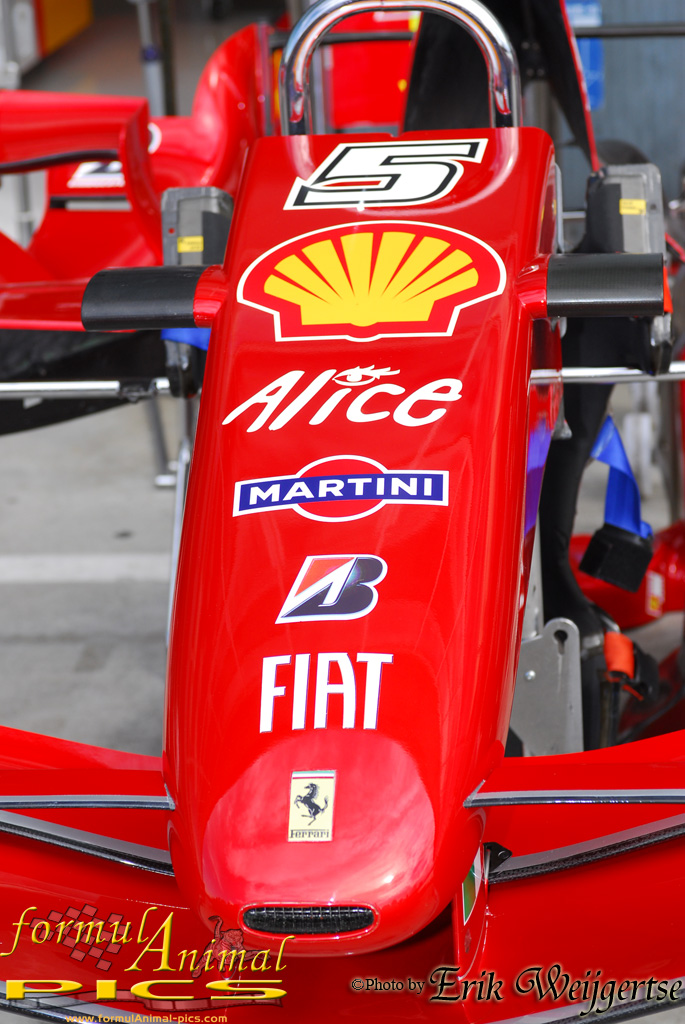 663x1001 pixels (305K)