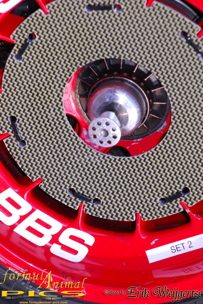 663x1001 pixels (438K)