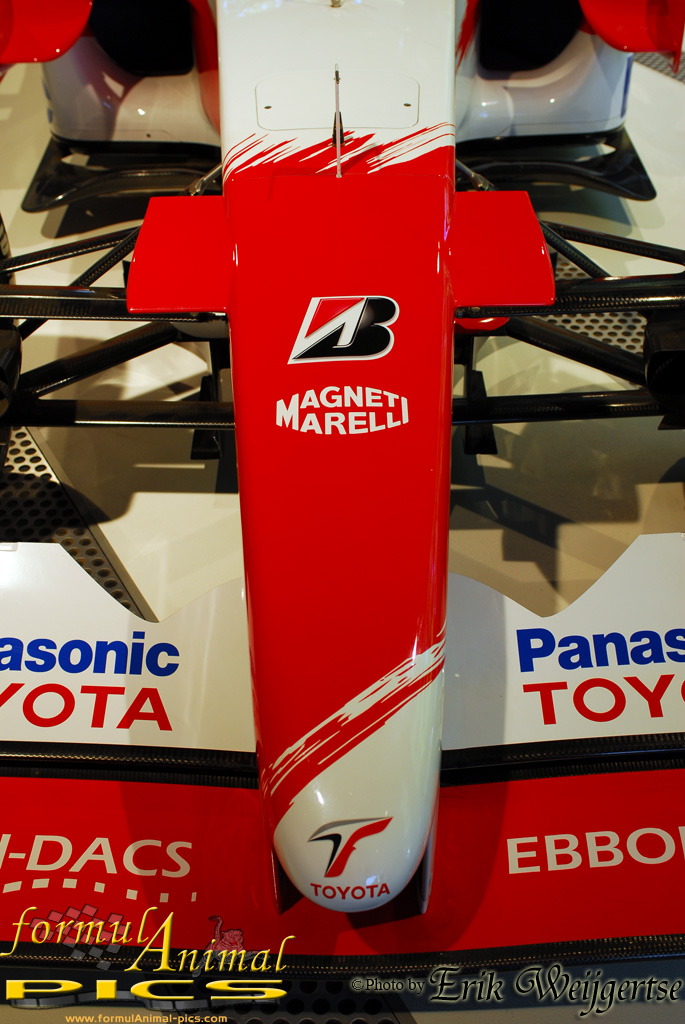 663x1001 pixels (279K)