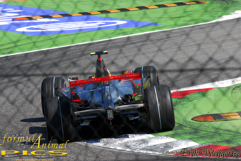 1002x662 pixels (323K)