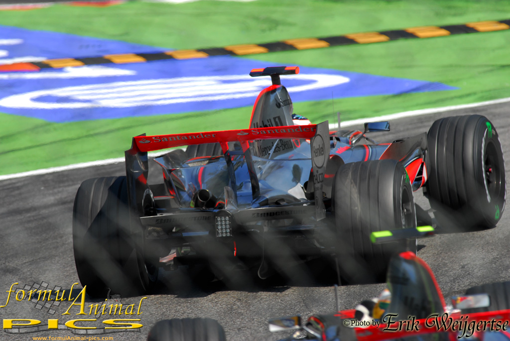 1002x662 pixels (262K)