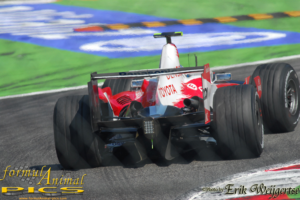 1002x662 pixels (275K)