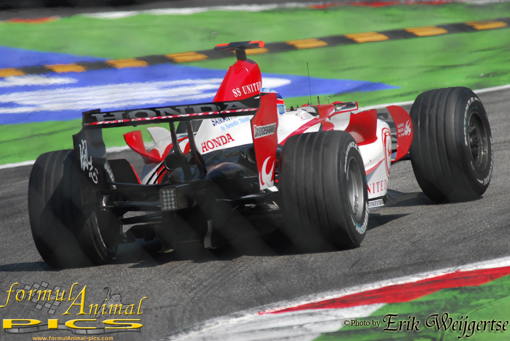 1002x662 pixels (275K)