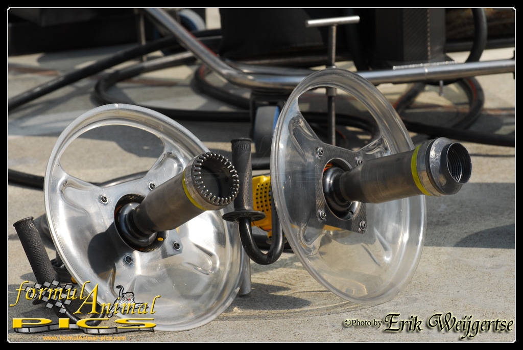 1002x662 pixels (275K)