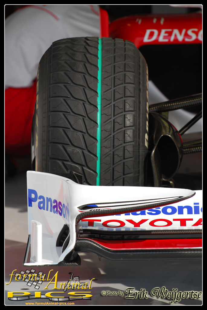 663x1001 pixels (239K)