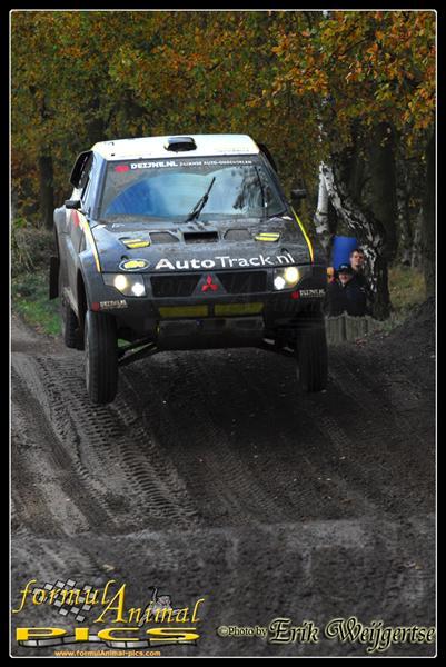 379x577 pixels (61K)