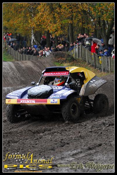 379x577 pixels (68K)