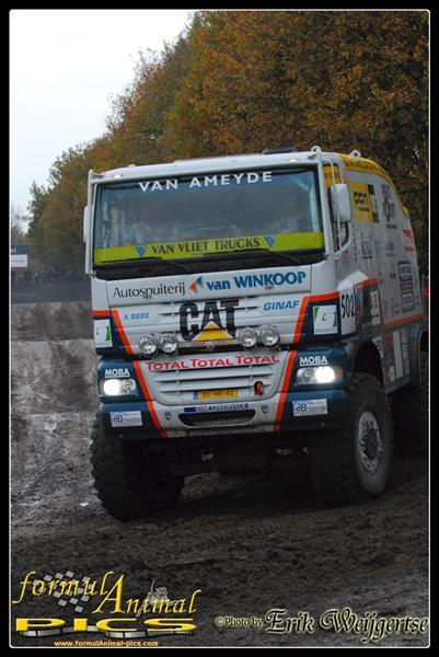 379x577 pixels (58K)