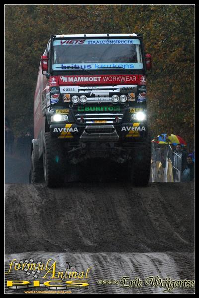 379x577 pixels (57K)