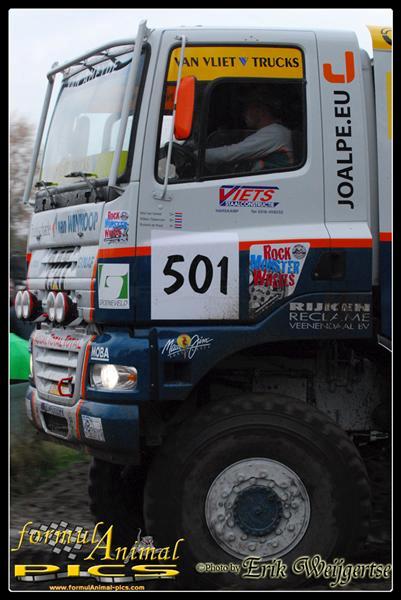 379x577 pixels (56K)