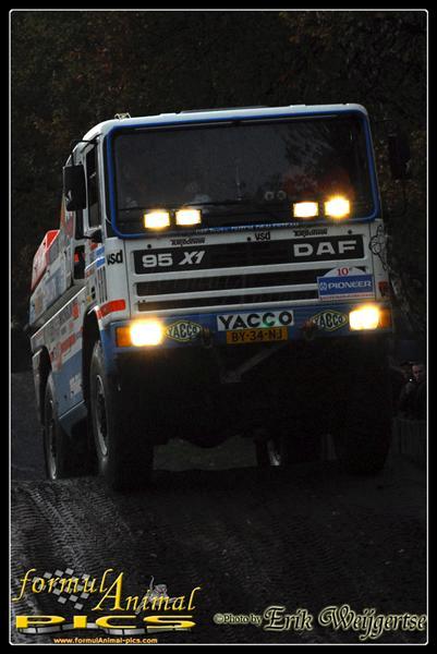 379x577 pixels (47K)